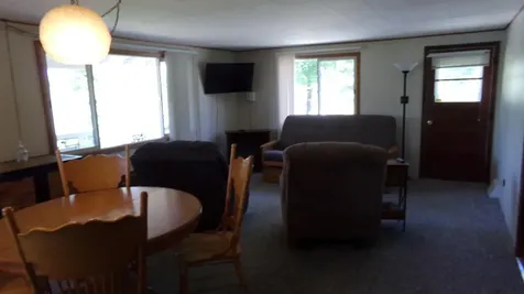 9151 Parkway Road N Crivitz WI 54114
