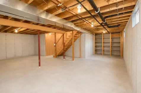 185 Forest Creek Woodruff WI 54568