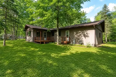 185 Forest Creek Woodruff WI 54568