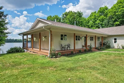 6739 Maple Road Sugar Camp WI 54501