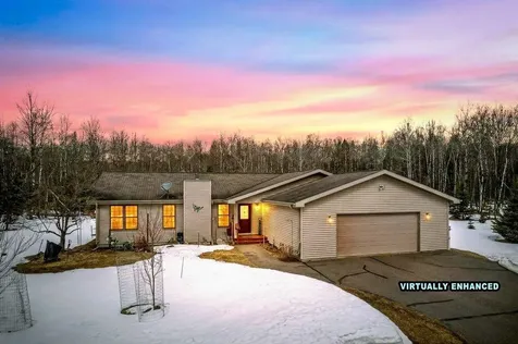 8305 Green Bass Creek Eagle River WI 54521