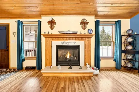 8305 Green Bass Creek Eagle River WI 54521