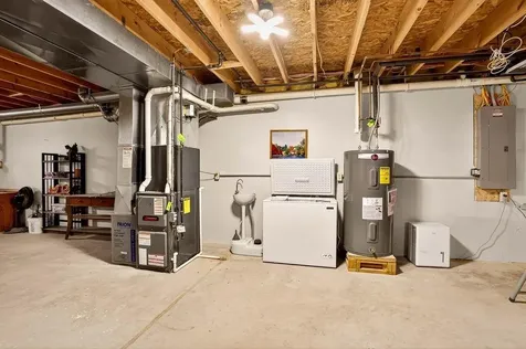 8305 Green Bass Creek Eagle River WI 54521