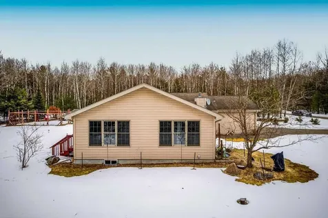 8305 Green Bass Creek Eagle River WI 54521