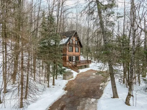 104 Sleepy Hollow Road Iron River MI 49935