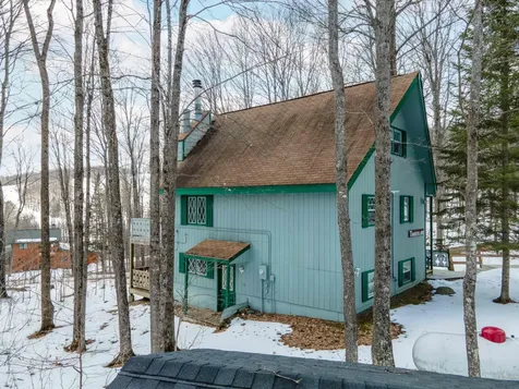 111 Little Deer Road Iron River MI 49935