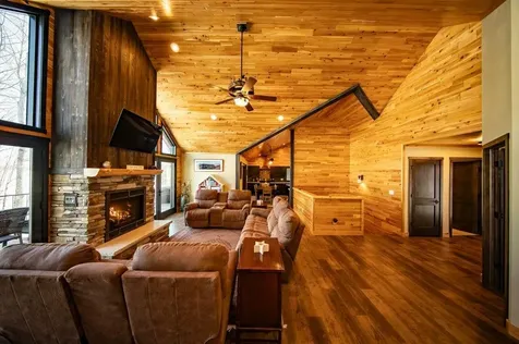 176 Sunset Shores Road Iron River MI 49935