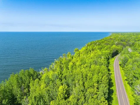 3.74 Ac Lake Road Ironwood MI 49938