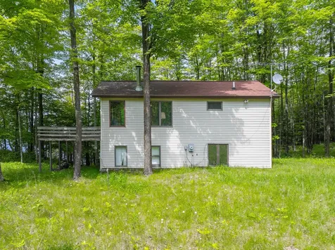 E266-34A Lake Road E Ironwood MI 49938