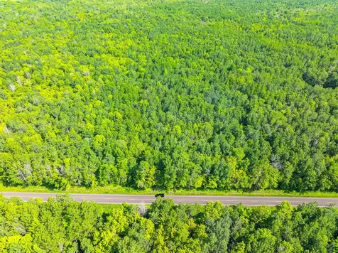 E266-34A Lake Road E Ironwood MI 49938