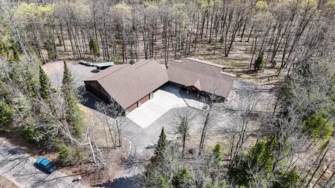 7010 Hiawatha Lake Road Manitowish Waters WI 54545