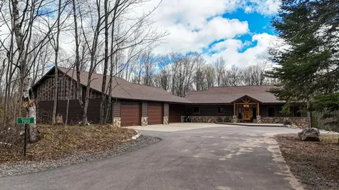 7010 Hiawatha Lake Road Manitowish Waters WI 54545