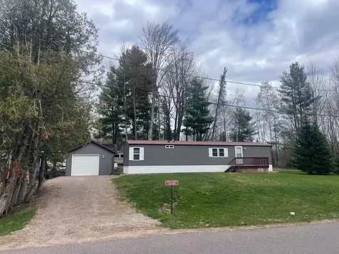 15740 Chain Lake Road E Lakewood WI 54138