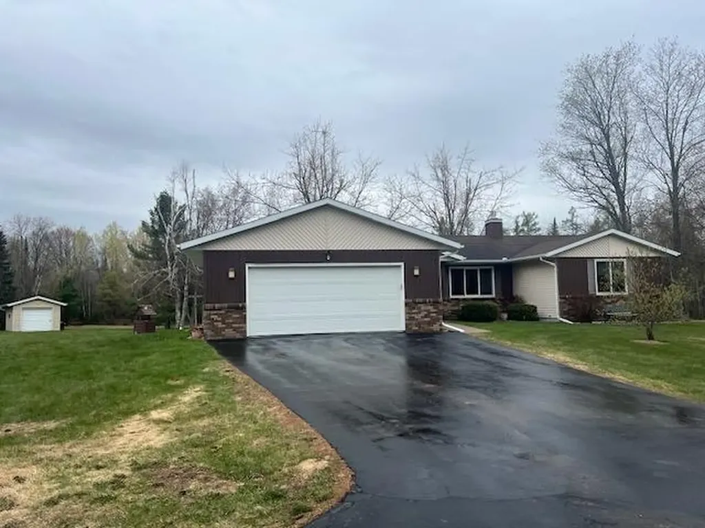 W10435 Cth T Summit Lake WI 54485
