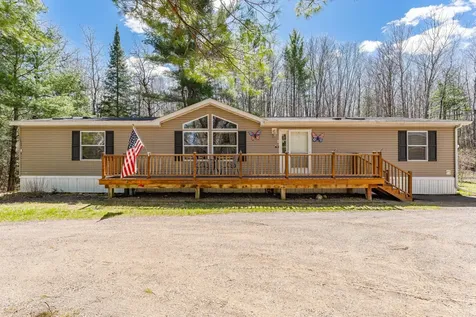 9803 Clearview Court Hazelhurst WI 54531