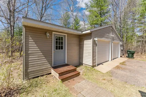 9803 Clearview Court Hazelhurst WI 54531