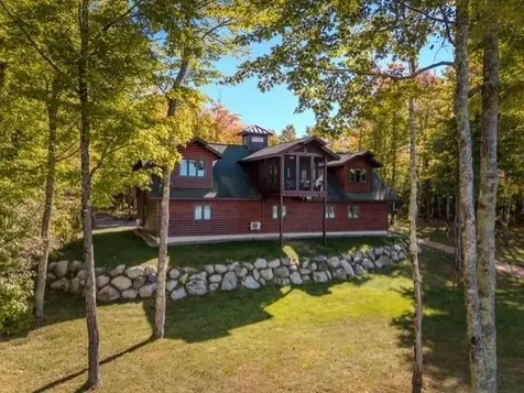 6920 N Lake Six Road Mercer WI 54547