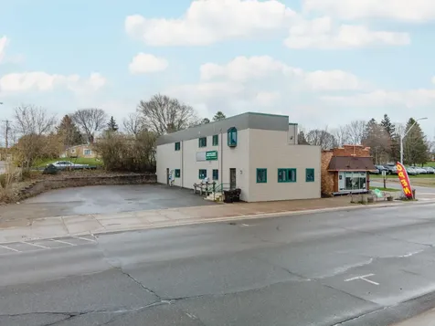 417 Washington Avenue Iron River MI 49935