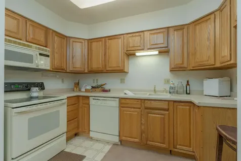 417 Washington Avenue Iron River MI 49935