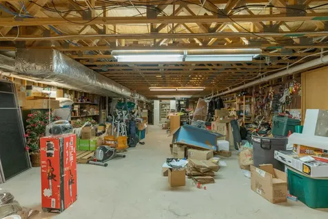 417 Washington Avenue Iron River MI 49935