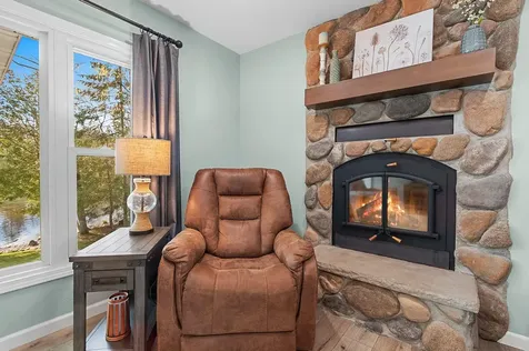 16164 Bucks Point Lane Mountain WI 54149