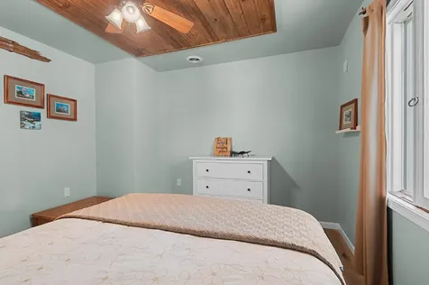 16164 Bucks Point Lane Mountain WI 54149