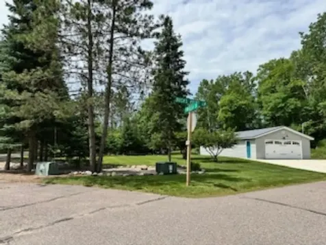 16164 Bucks Point Lane Mountain WI 54149