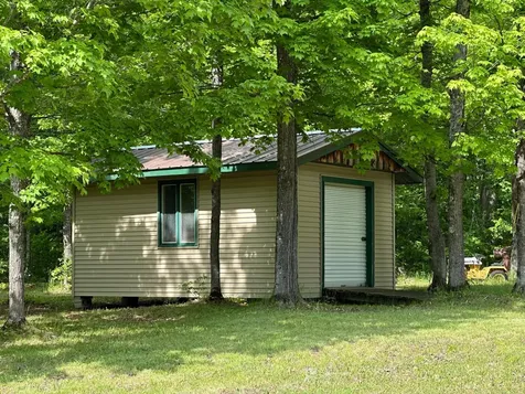 Off Camp 6 Road Ironwood MI 49938