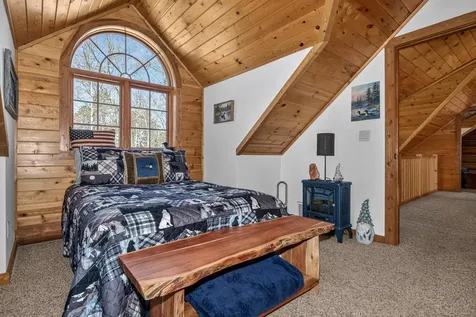 1289 Gerri Court Woodruff WI 54568