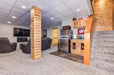 1289 Gerri Court Woodruff WI 54568