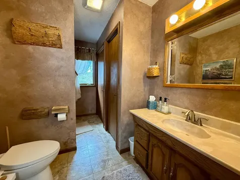 11917 Thoma Drive Presque Isle WI 54557
