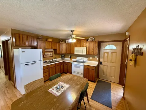 11917 Thoma Drive Presque Isle WI 54557