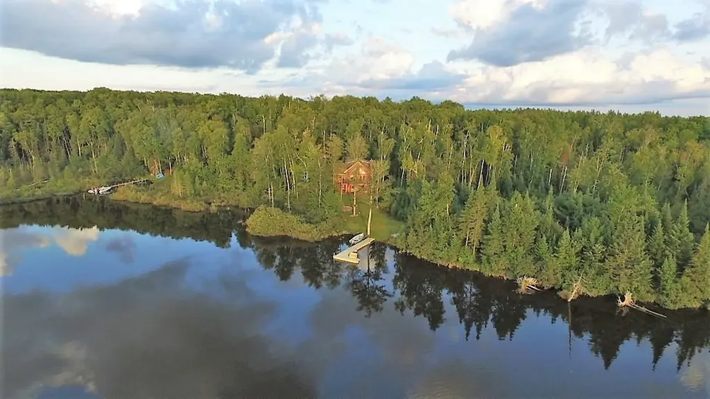 8785-91 Setting Sun Blv Lac Du Flambeau WI 54538