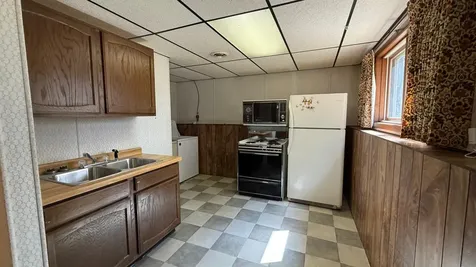 E5663 Newport Street Ironwood MI 49938