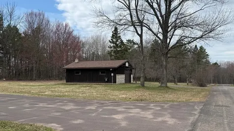 E5663 Newport Street Ironwood MI 49938
