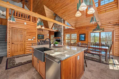 4755 Grand View Drive Eagle River WI 54521