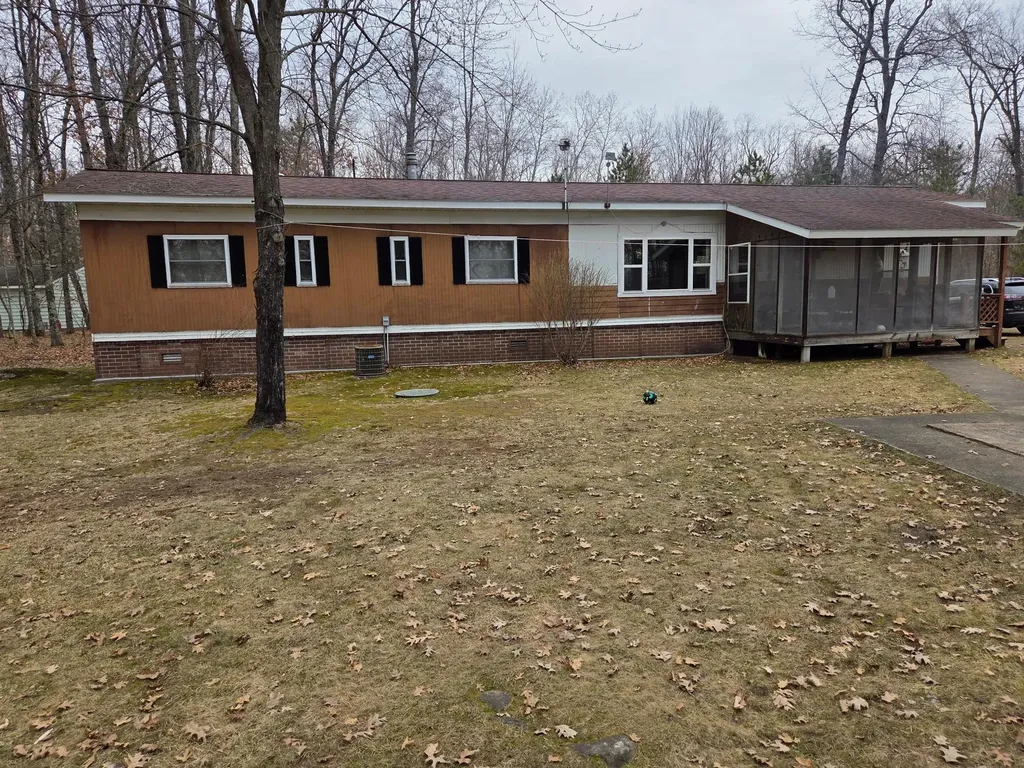 11537 Kalies Shady Lane Crivitz WI 54114
