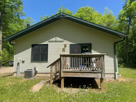 10662 Highway 139 Argonne WI 54511