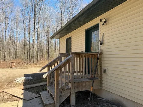 10662 Highway 139 Argonne WI 54511