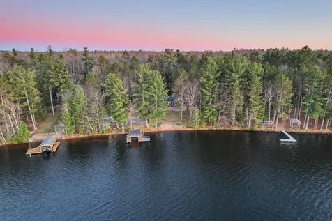 1788 Meta Lake Road Eagle River WI 54521