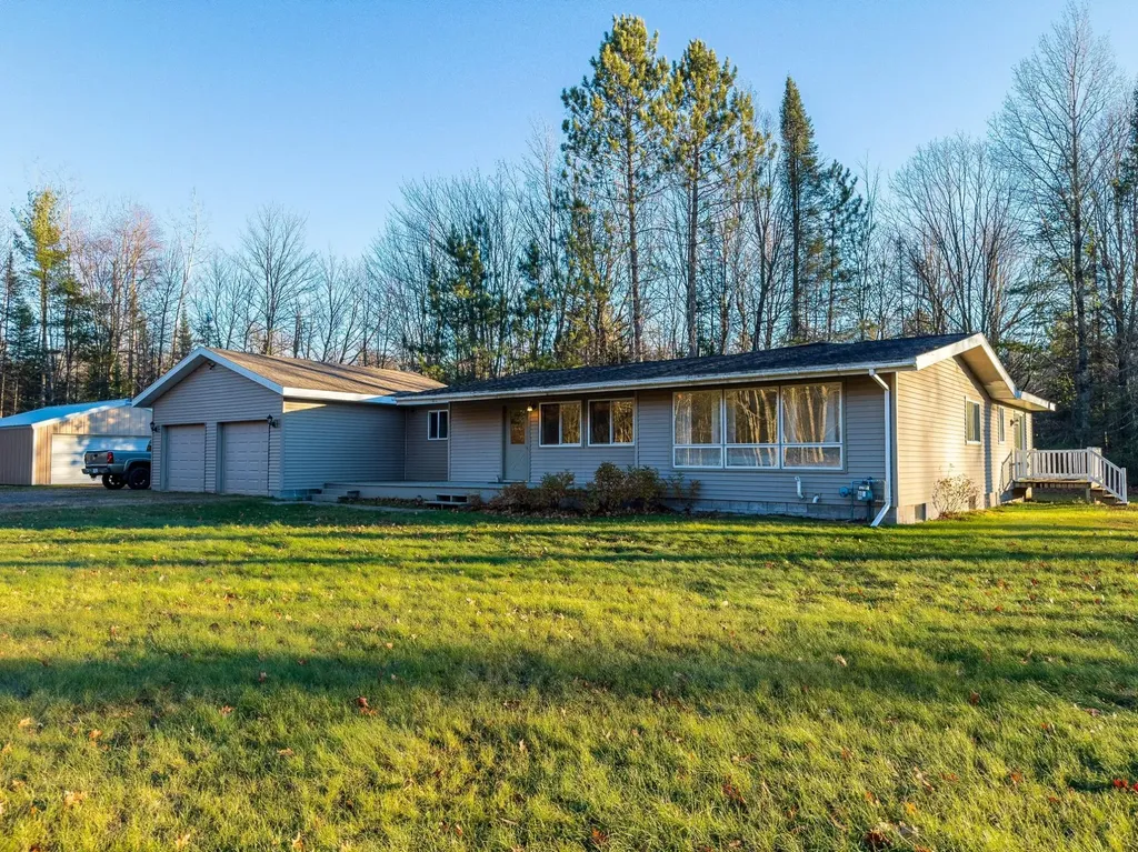 3303 Pedersen Trail E Phelps WI 54554