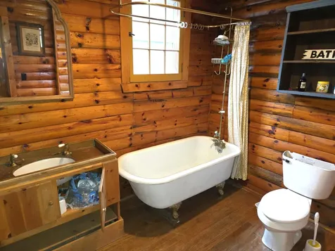 24135 Beaver Station Road Watersmeet MI 49969