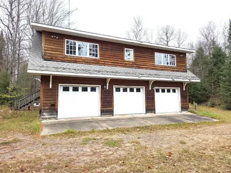 24135 Beaver Station Road Watersmeet MI 49969