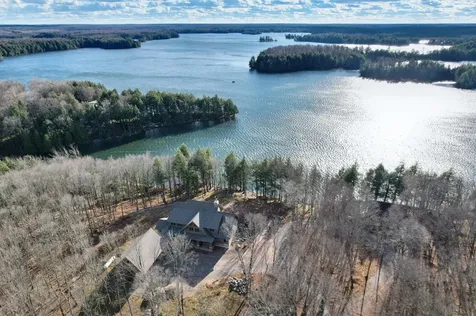 18751 Big Lake Road Watersmeet MI 49969