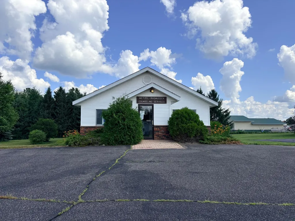W10610 Clinic Street Elcho WI 54428