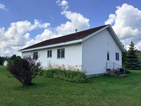W10610 Clinic Street Elcho WI 54428