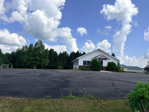 W10610 Clinic Street Elcho WI 54428