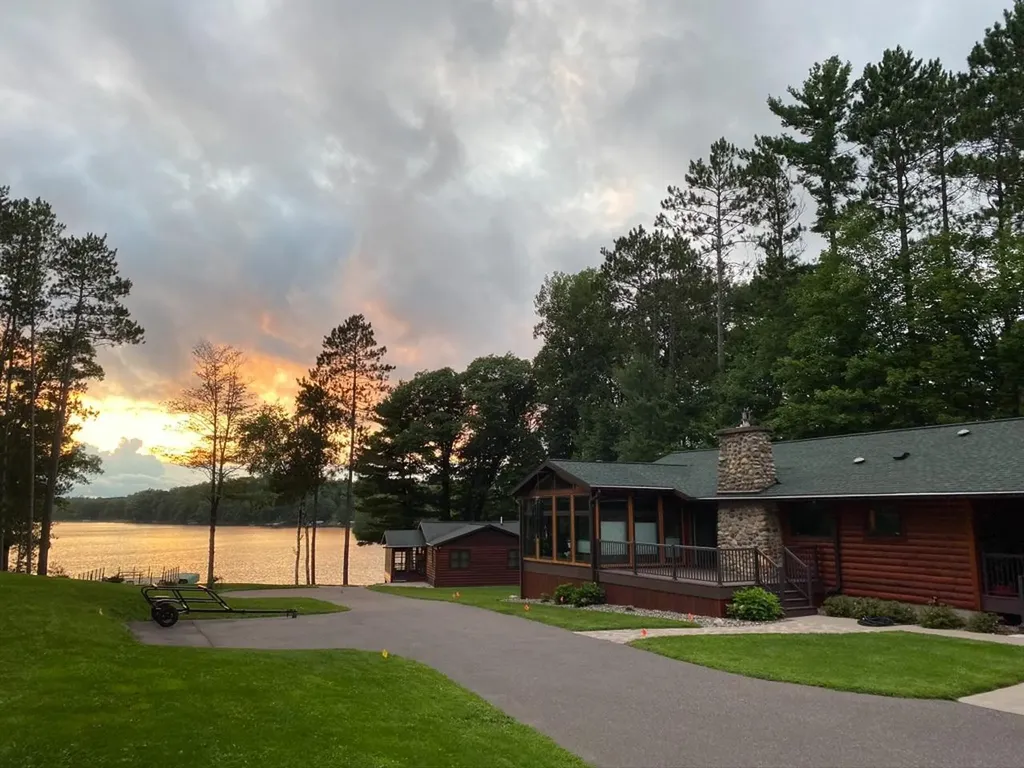 8909 Minch Drive W Minocqua WI 54548