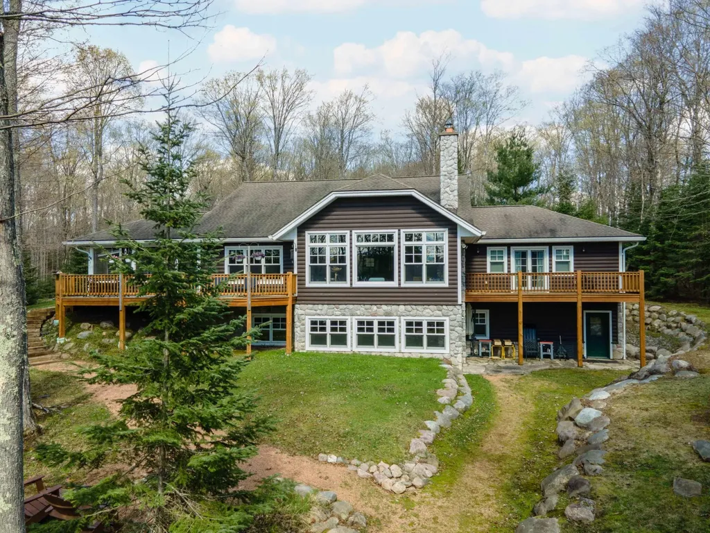 163 Homan Lake Road Iron River MI 49935