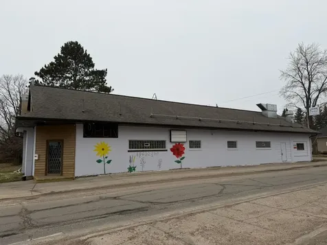130 Washington Avenue Iron River MI 49935